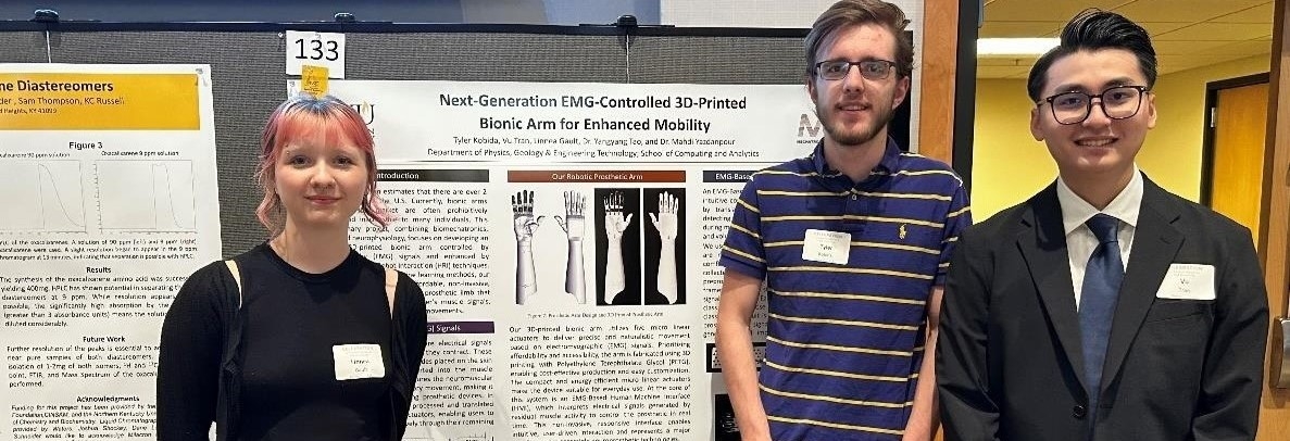 Faculty and Students Presenting Research